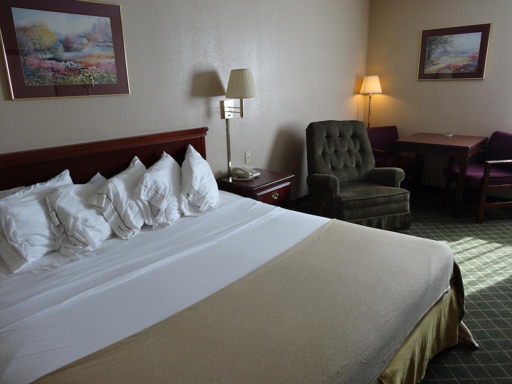 Briarwood Inn - Sparta Room photo